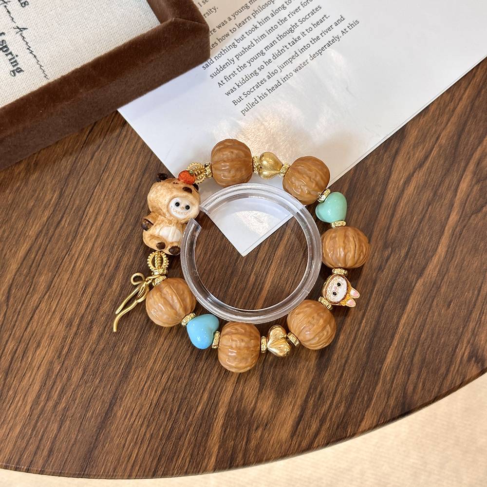 Lion Head (or Monkey Head) Agate and Eight-Sided Bead Bracelet - Image 3