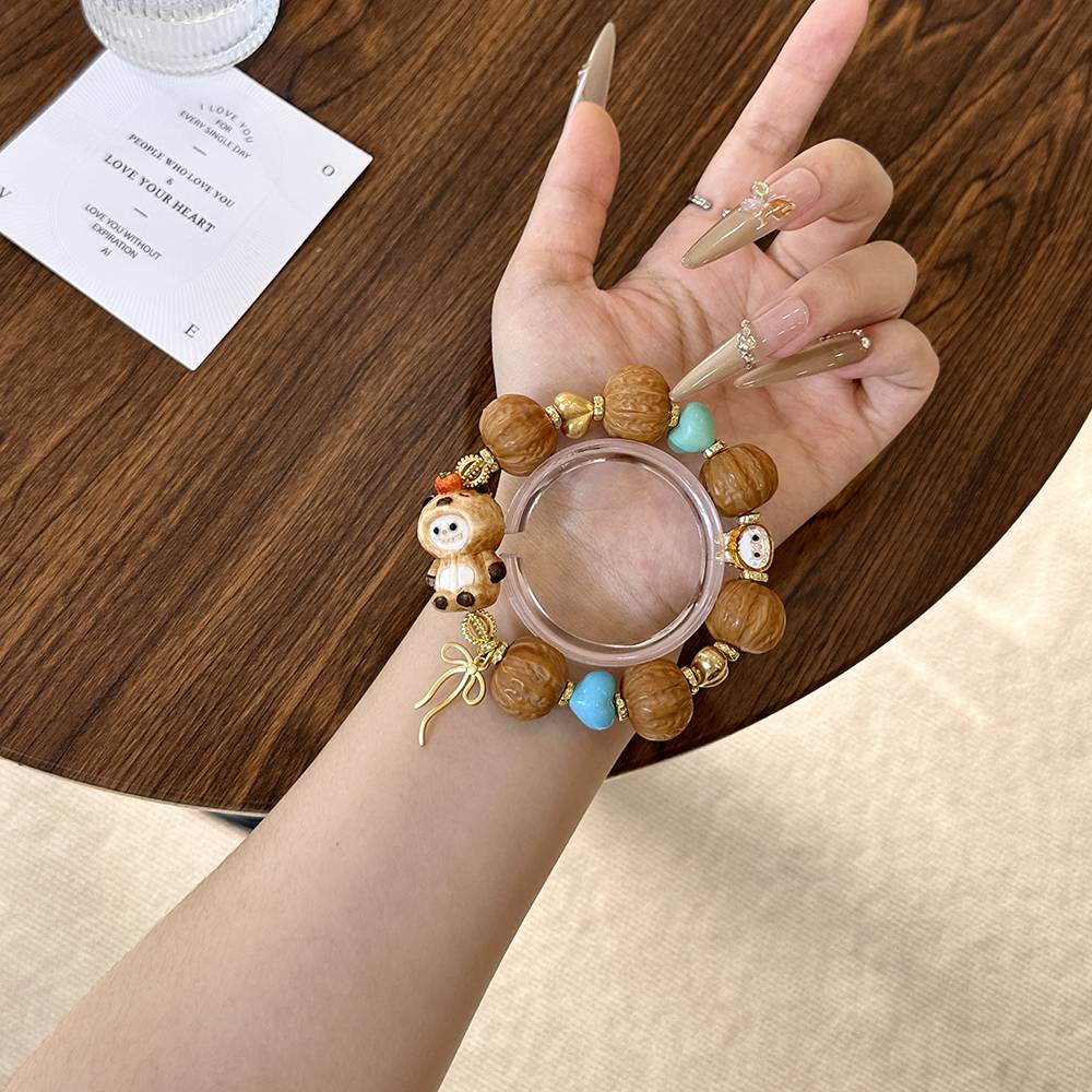 Lion Head (or Monkey Head) Agate and Eight-Sided Bead Bracelet - Image 6